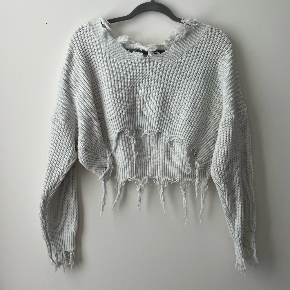 ZAFUL White Cropped Sweater Ripped